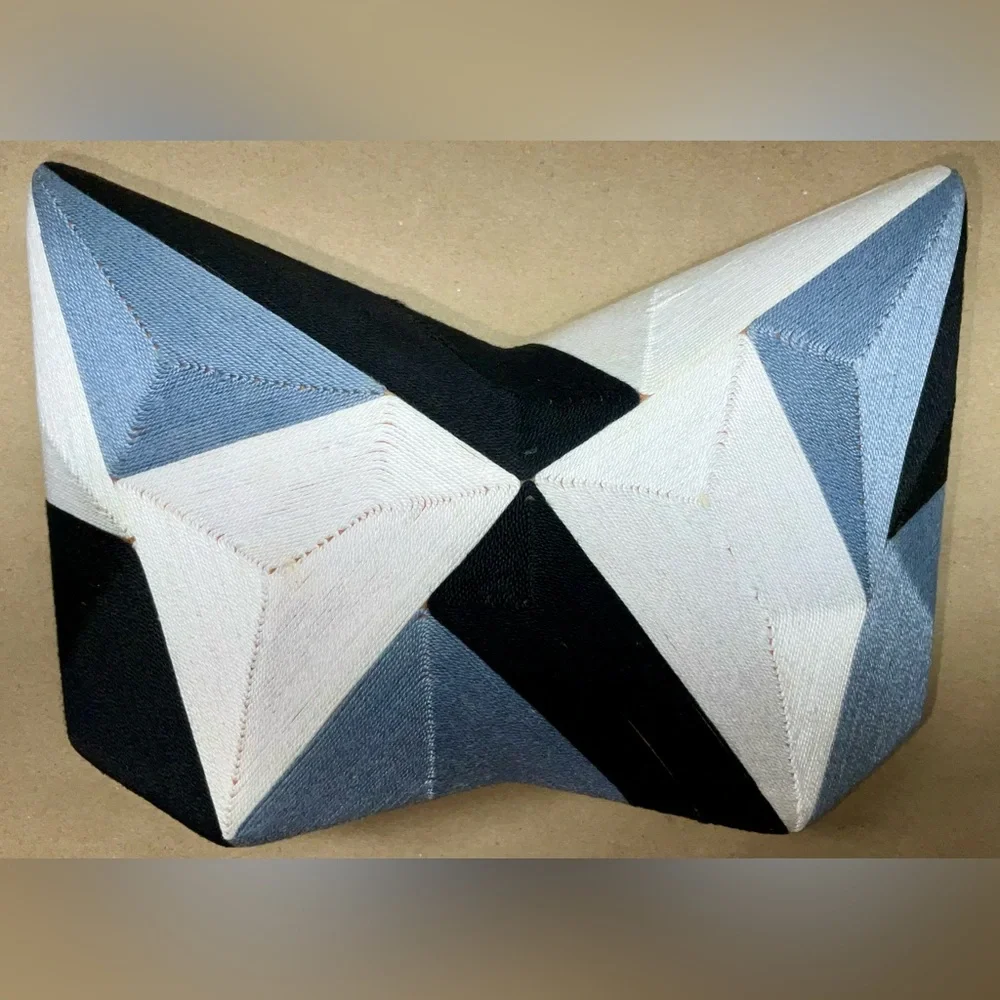 Beatriz / Costa Del Sol - Star Clutch Bag - sustainable/ethical - handcrafted - Picture 2 of 16